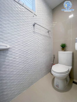 *****ทาวน์เฮ้าส์มือสองย่านสมุทรปราการ ม.พฤกษาวิลล์ บางนา-เอแบค บนเนื้อที่ 16.1 ตร.ว. ฟังก์ชัน 2 ห้องนอน 2 ห้องน้ำ 1 ที่จอดรถ วิวหน้าบ้านเป็นสวน บนทำเลเดินทางสะดวก เชื่อมต่อถนนบางนา-ตราด เข้าเมืองสะดวก ใกล้จุดขึ้นลงทางด่วน "บางนา" และ "เซ็นทรัลบางนา"